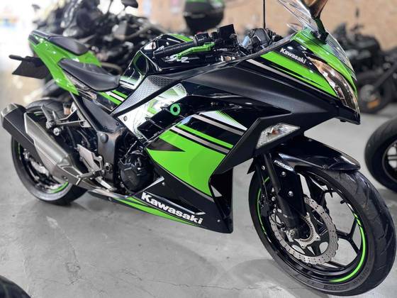 KAWASAKI NINJA 300 